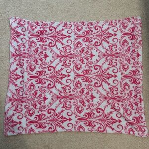EUC Girl’s Pink White Fleece Baby Blanket - 33” L x 28” W